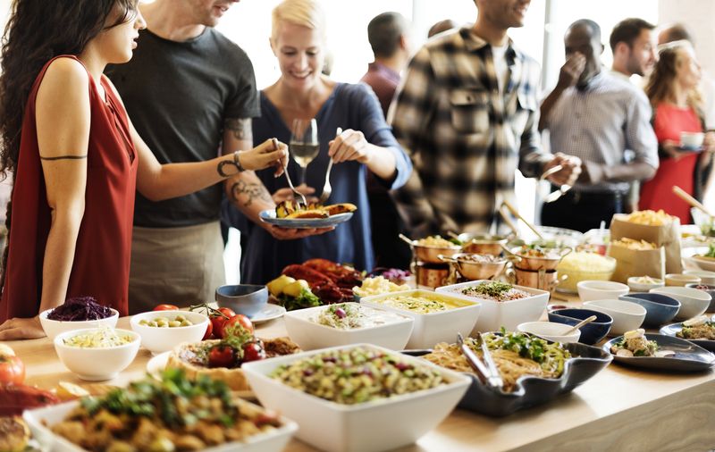 Smagfulde fordele ved et cateringfirma: Gør dit arrangement uforglemmeligt!